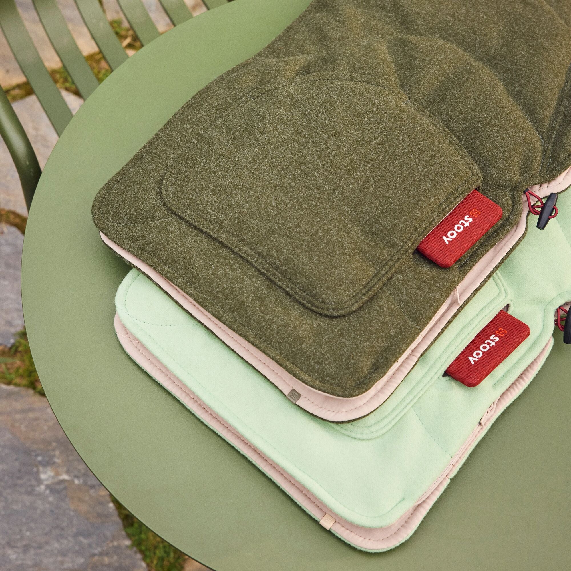 #color_sage-green #color_moss-green