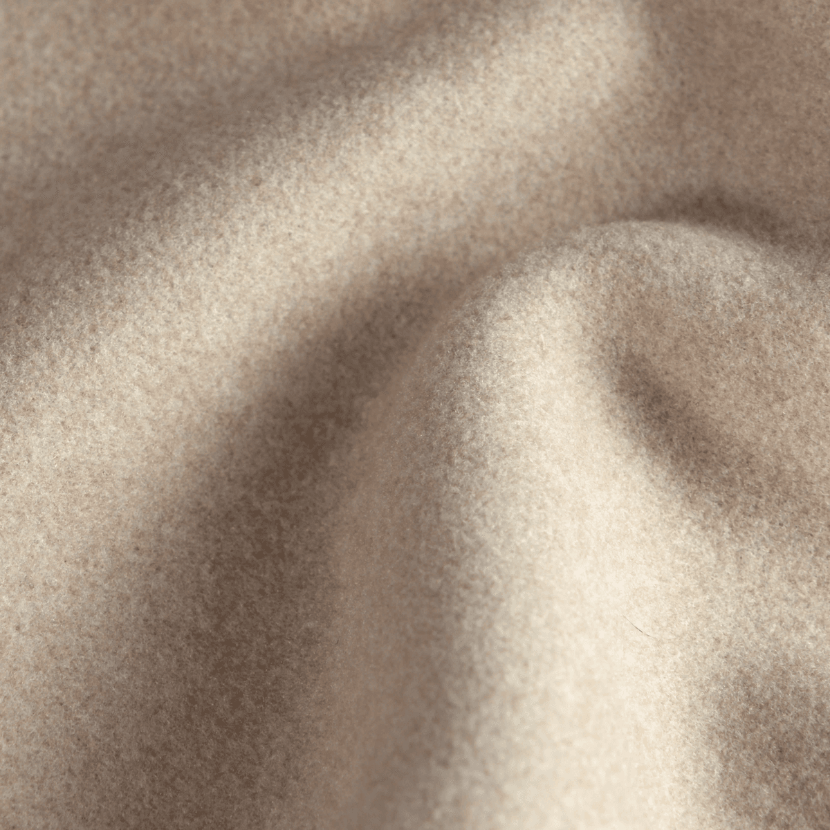 #color_beige #color_earth-red