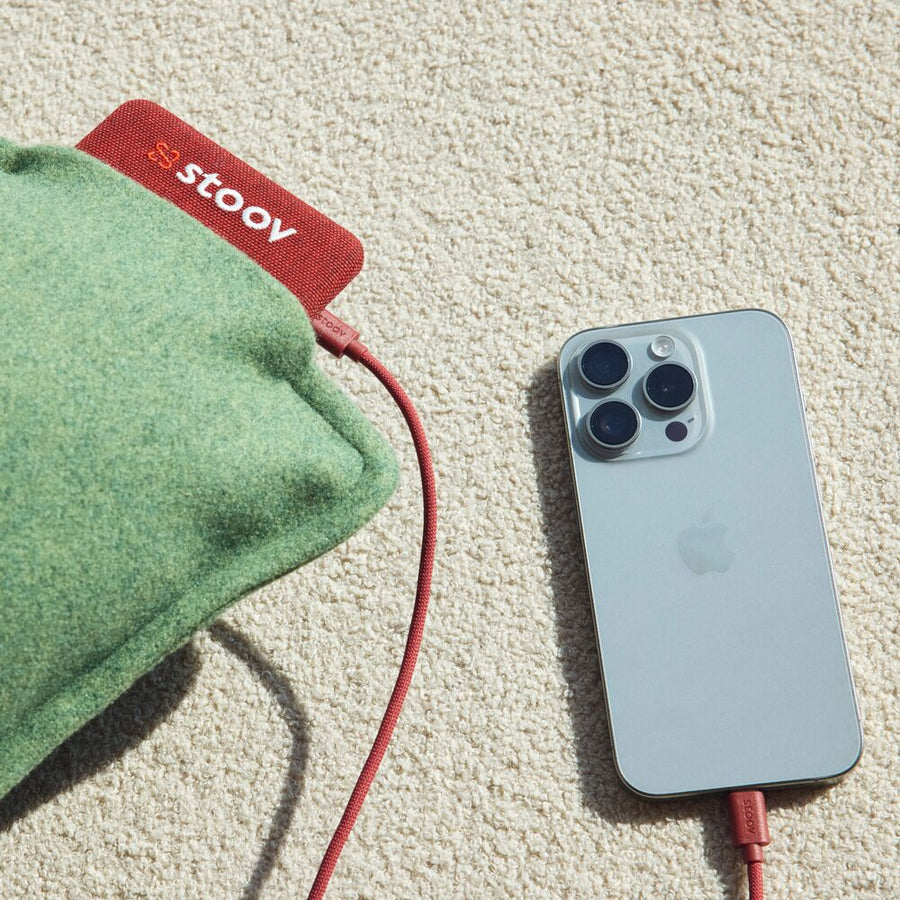 Cordless & Rechargeable Heated Blankets | Big Hug & Huge Hug by Stoov